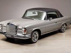 Grigio Usata 1967 Mercedes 250 SE Cabrio | 169.800 €