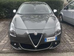 Usata 2011 Alfa Romeo Giulietta Progression Due volumi | 7000 € (Cara)