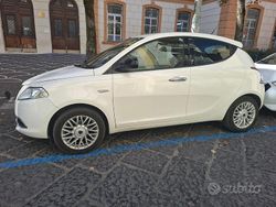 Bianco Usata 2015 Lancia Ypsilon Due volumi | 6200 € (Buon prezzo)