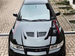 Usata 2001 Mitsubishi Lancer Edition Tre volumi | 123.456 €