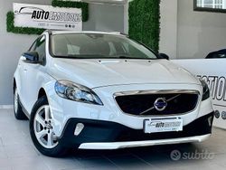 Bianco Usata 2015 Volvo V40 CC Station wagon | 9450 € (Buon prezzo)