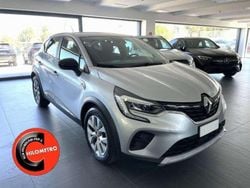 Grigio magnete Usata 2021 Renault Captur Business SUV | 17.500 € (Buon prezzo)