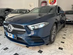 Blu/azzurro Usata 2020 Mercedes A200 Premium Tre volumi | 26.950 € (Buon prezzo)