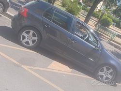 Nero Usata 2008 VW Golf V Tre volumi | 4000 € (Cara)