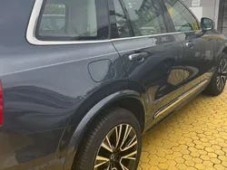 Blu/azzurro Usata 2022 Volvo XC90 Plus SUV | 48.000 € (Buon prezzo)