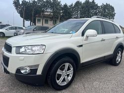 Bianco Usata 2012 Chevrolet Captiva LTZ SUV | 6800 € (Buon prezzo)