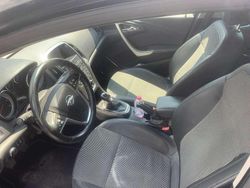 Nero Usata 2011 Opel Astra Station wagon | 3299 € (Buon prezzo)