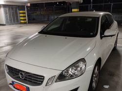 Bianco Usata 2012 Volvo V60 Kinetic Station wagon | 5900 € (Ottimo prezzo)