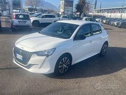 Bianco Usata 2023 Peugeot 208 Active Due volumi | 13.950 € (Buon prezzo)