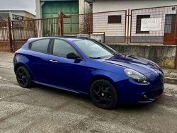 Usata 2017 Alfa Romeo Giulietta Tre volumi | 9500 € (Buon prezzo)