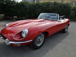 Rosso Nuova 2025 Jaguar E-Type Tre volumi | 89.000 €