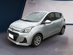 Grigio Usata 2019 Hyundai i10 Due volumi | 13.500 € (Molto cara)