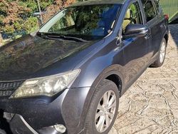 Grigio Usata 2014 Toyota RAV4 SUV | 15.000 € (Molto cara)