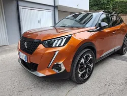 Usata 2019 Peugeot 2008 GT SUV | 15.000 € (Buon prezzo)