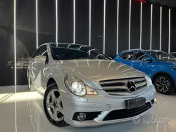 Grigio Usata 2009 Mercedes R320 Monovolume | 10.900 € (Buon prezzo)