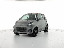 Bodypanels in titania grey matt Usata 2021 Smart ForTwo Electric Drive Pulse Cabrio | 16.900 € (Buon prezzo)