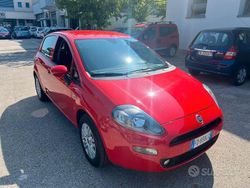 Rosso Usata 2016 Fiat Punto Lounge Due volumi | 7900 € (Cara)