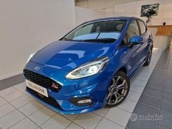 Blu/azzurro Usata 2019 Ford Fiesta ST-Line Tre volumi | 12.450 € (Buon prezzo)