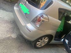 Grigio Usata 2005 Toyota Corolla Verso Monovolume | 1500 € (Ottimo prezzo)