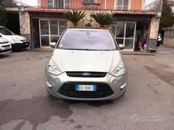 Beige Usata 2012 Ford S-MAX Titanium Monovolume | 4299 € (Ottimo prezzo)