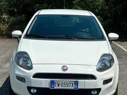 Usata 2015 Fiat Punto Due volumi | 3333 € (Ottimo prezzo)