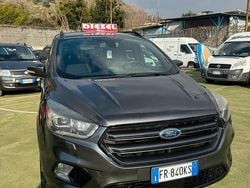 Nero Usata 2018 Ford Kuga ST-Line SUV | 12.700 € (Buon prezzo)