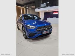 Blu/azzurro Usata 2024 Mercedes GLA180 Premium SUV | 42.700 €