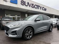 Grigio Usata 2021 Ford Kuga ST-Line SUV | 17.900 € (Buon prezzo)