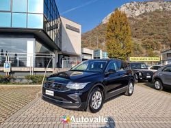 Nero Usata 2022 VW Tiguan Life SUV | 25.300 € (Ottimo prezzo)
