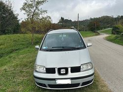 Grigio Usata 2001 Seat Alhambra Monovolume | 1200 €