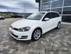 Bianco pastello Usata 2015 VW Golf VII Highline Station wagon | 9500 € (Molto cara)