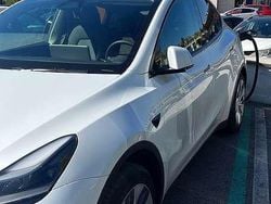 Bianco Usata 2024 Tesla Model Y RWD SUV | 37.000 € (Buon prezzo)