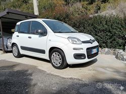 Bianco Usata 2015 Fiat Panda Tre volumi | 6499 €