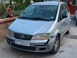 Usata 2004 Fiat Idea Monovolume | 700 € (Super prezzo)