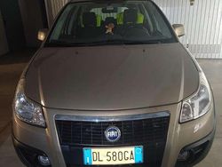 Usata 2007 Fiat Sedici Dynamic SUV | 3800 € (Buon prezzo)