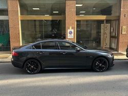 Grigio Usata 2018 Jaguar XE R-Sport Tre volumi | 19.000 € (Buon prezzo)