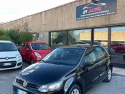 Nero Usata 2012 VW Polo Comfortline Tre volumi | 5390 € (Buon prezzo)
