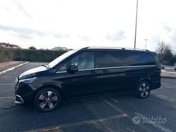 Nero Usata 2023 Mercedes V250 Premium Monovolume | 48.000 €