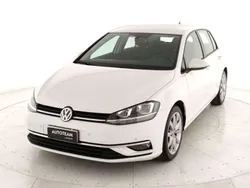 Bianco Usata 2020 VW Golf VII Executive Tre volumi | 15.850 € (Buon prezzo)