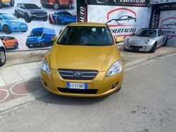 Marrone Usata 2007 Kia Ceed LX Due volumi | 3490 € (Molto cara)