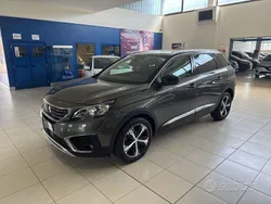 Grigio Usata 2019 Peugeot 5008 Allure Monovolume | 18.900 € (Buon prezzo)