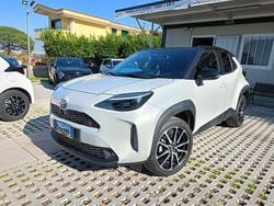 Grigio Usata 2024 Toyota Yaris Hybrid Sport Tre volumi | 28.999 € (Molto cara)