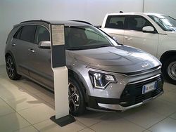 Grigio Nuova 2025 Kia Niro Style SUV | 31.500 €