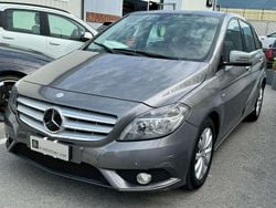Grigio Usata 2012 Mercedes B180 Executive Monovolume | 5900 € (Ottimo prezzo)