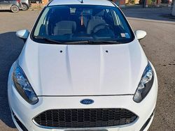 Bianco Usata 2017 Ford Fiesta Tre volumi | 7000 € (Super prezzo)
