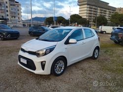 Bianco Usata 2023 Kia Picanto Due volumi | 12.900 € (Cara)