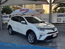 Bianco Usata 2016 Toyota RAV4 Hybrid SUV | 14.500 € (Buon prezzo)