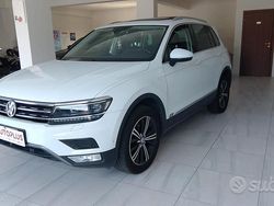 Bianco Usata 2016 VW Tiguan Executive SUV | 20.990 € (Cara)