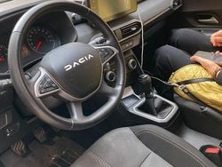 Nero Usata 2023 Dacia Jogger Extreme Monovolume | 17.500 € (Buon prezzo)