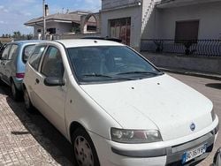 Bianco Usata 2000 Fiat Punto Due volumi | 1990 € (Buon prezzo)